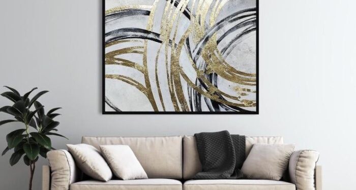 Choosing paintings for the living room: how to decorate the room