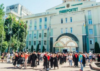 Особенности приобретения диплома в Одессе: как не стать жертвой мошенников