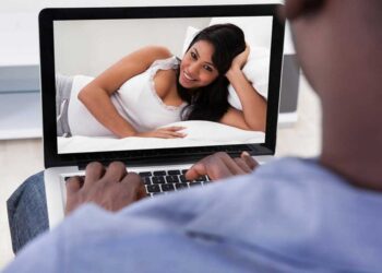 Лучшие приложения для секстинга: быстрый обмен информацией интимного содержания