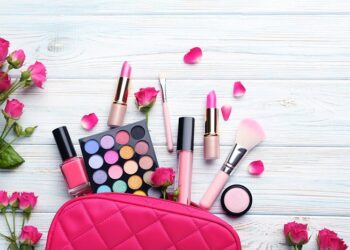 Особливості вибору та купівлі косметички у магазині Тидіві: на що звернути увагу насамперед
