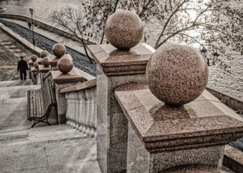 Гранітні вироби від підприємства Granum: види та переваги