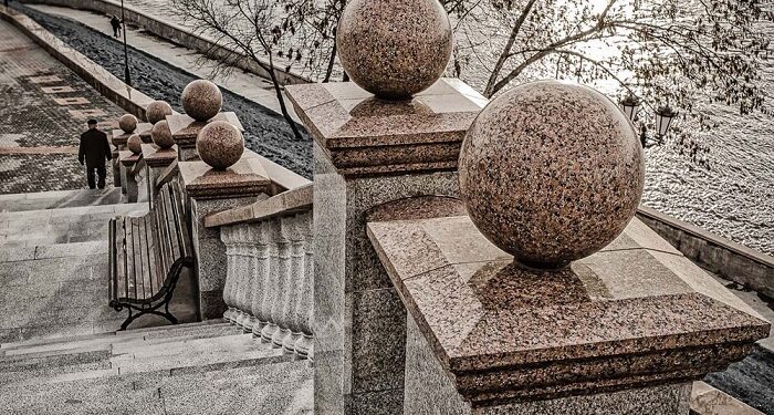 Гранітні вироби від підприємства Granum: види та переваги