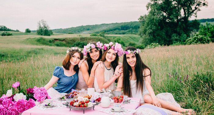 Как отметить День Рождения в мае: интересные идеи и советы