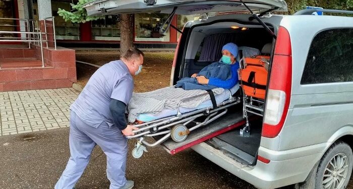 Как организовать перевозку больного по Киеву и области