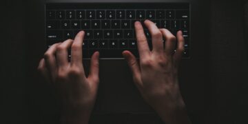 Технології за кулісами ФАКТ — платформи та інструменти, що стоять на варті інформації