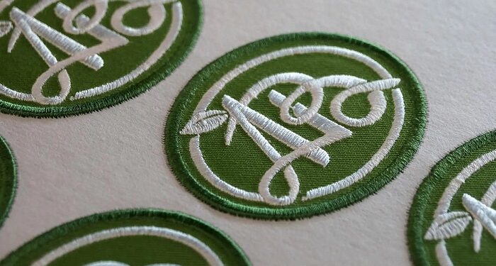 Переваги та способи вишивки шевронів, основні особливості технології