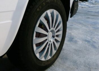 Автомобильные колпаки: выбираем лучшие
