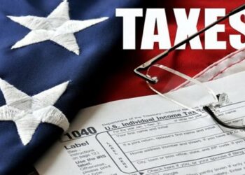 Какие ошибки в налогах могут стоить статуса в США