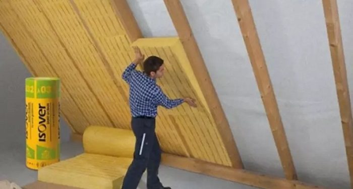 Мінвата для утеплювання даху: переваги та вибір