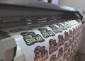 Особливості друку наклейок: основні переваги та поради щодо вибору